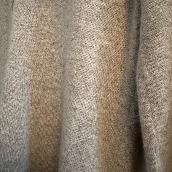 Everlane Women’s Henley Pullover Sweater 100% Cashmere in Oatmeal size S - Picture 2 of 3